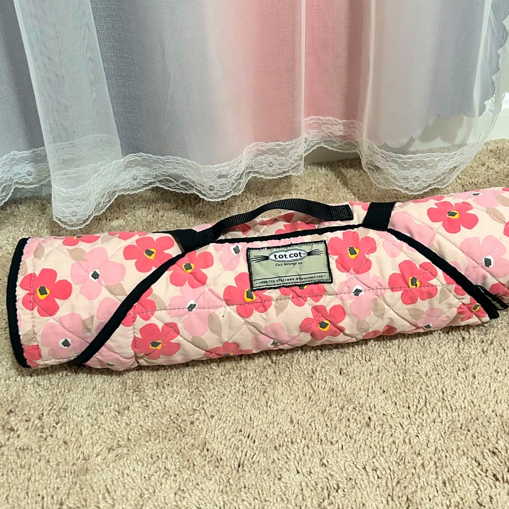 Urban Infant Tot Cot Mat for cots - Poppies